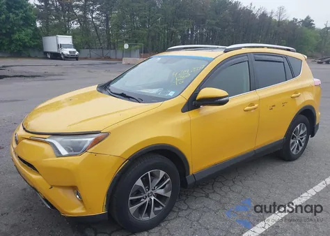 2016 Toyota Rav4 Hybrid Xle z USA, uszkodzony, nr VIN JTMRJREV5GD025993
